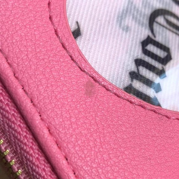 Juicy Couture Lovers Club Zip Wallet - Picture 4 of 7